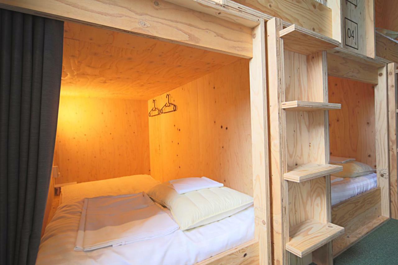 Travel&Book Hotel Hulatoncabin Takamatsu Eksteriør billede