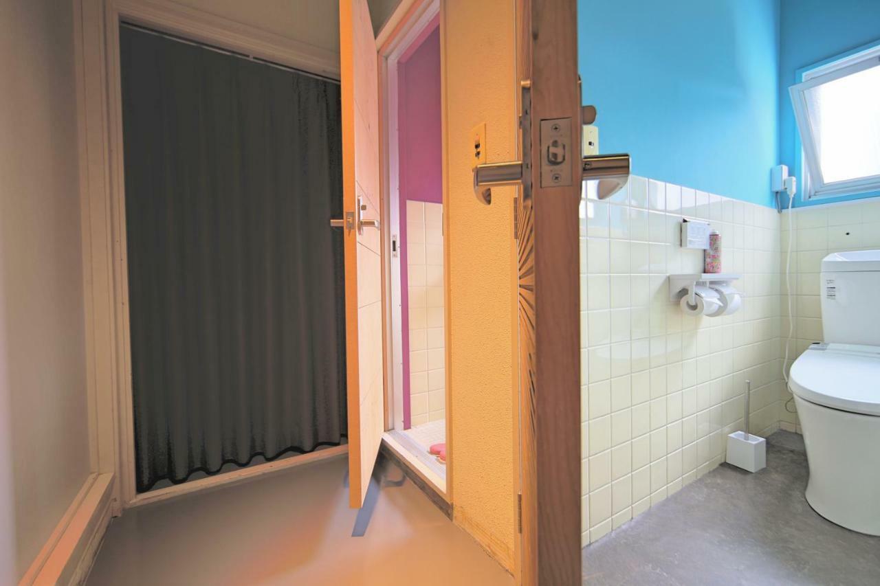 Travel&Book Hotel Hulatoncabin Takamatsu Eksteriør billede